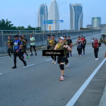 Runner Photo 6258385