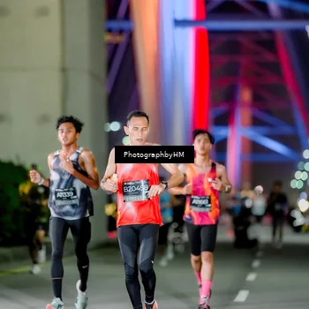 Runner Photo 6258387