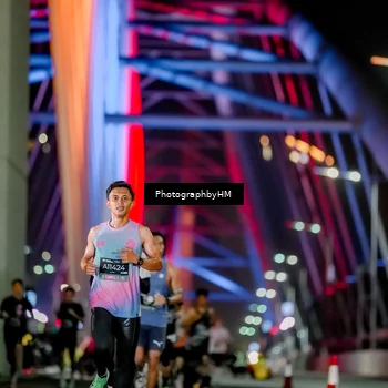 Runner Photo 6258396