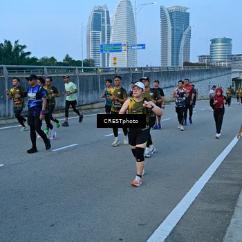 Runner Photo 6258410