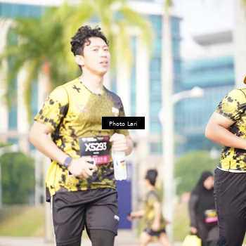 Runner Photo 6258432