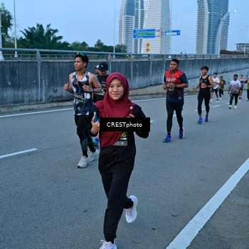 Runner Photo 6258439