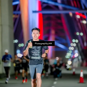 Runner Photo 6258460