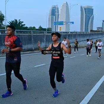 Runner Photo 6258465