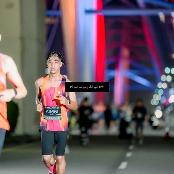 Runner Photo 6258469