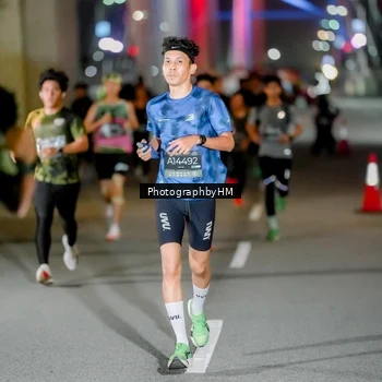 Runner Photo 6258492