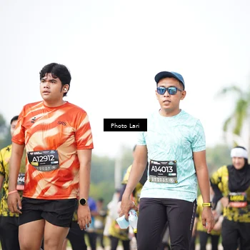 Runner Photo 6258519