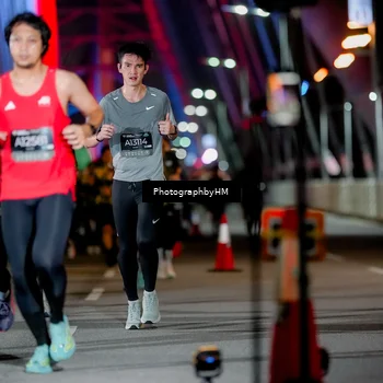Runner Photo 6258529
