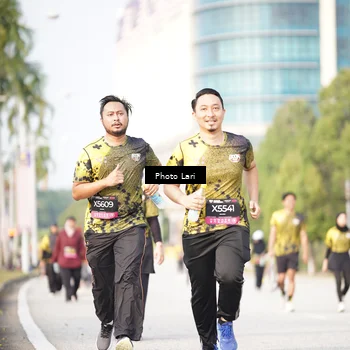 Runner Photo 6258530