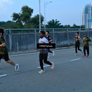 Runner Photo 6258551