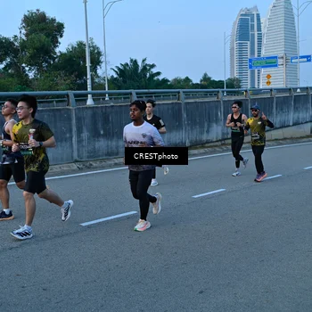 Runner Photo 6258564