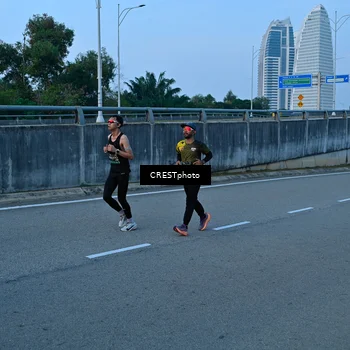 Runner Photo 6258571