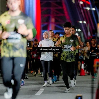 Runner Photo 6258575