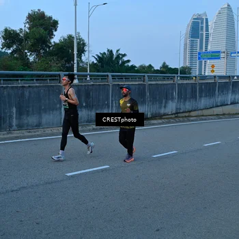 Runner Photo 6258583