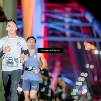 Runner Photo 6258591
