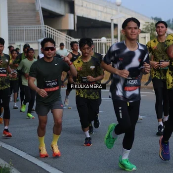 Runner Photo 6258637