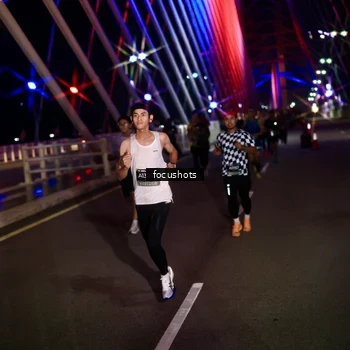 Runner Photo 6258640