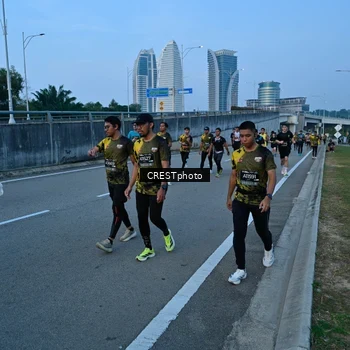 Runner Photo 6258643