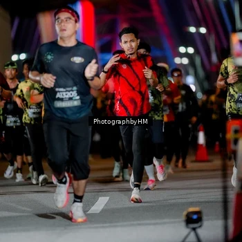 Runner Photo 6258720