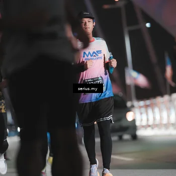 Runner Photo 6258736