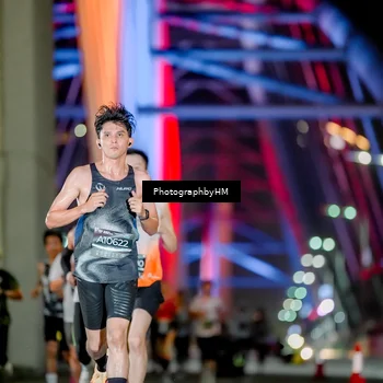Runner Photo 6258746