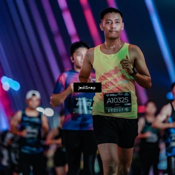 Runner Photo 6258767