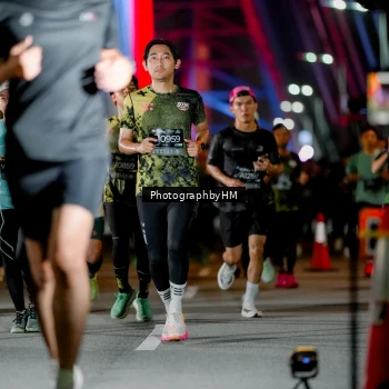 Runner Photo 6258777