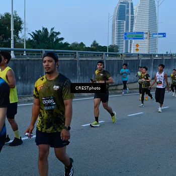 Runner Photo 6258779