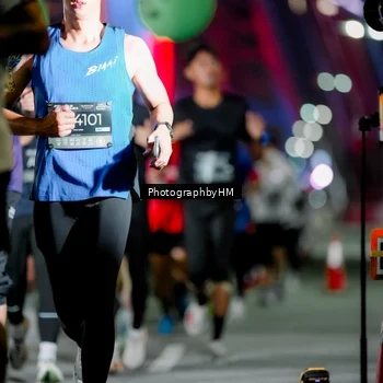 Runner Photo 6258796