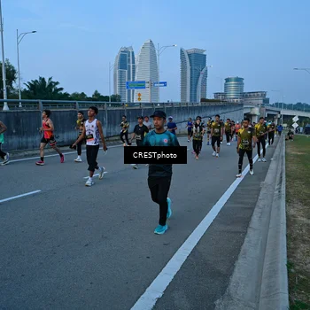 Runner Photo 6258801