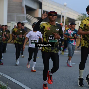 Runner Photo 6258806