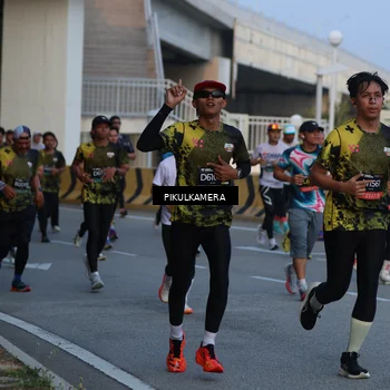 Runner Photo 6258812