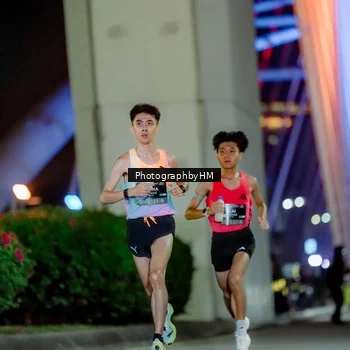 Runner Photo 6258814