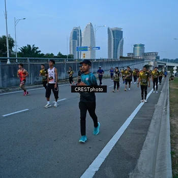 Runner Photo 6258833