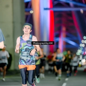 Runner Photo 6258837