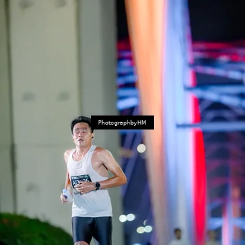 Runner Photo 6258857
