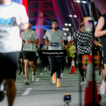 Runner Photo 6258860