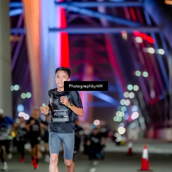 Runner Photo 6258876