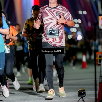 Runner Photo 6258878