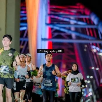 Runner Photo 6258891
