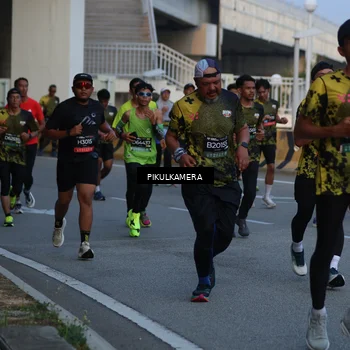 Runner Photo 6258897