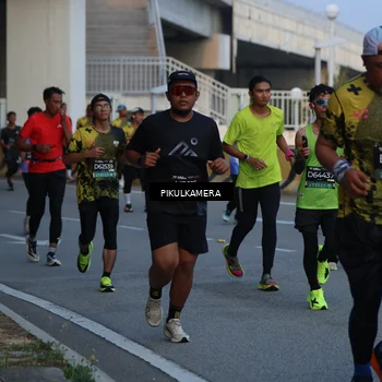 Runner Photo 6258931