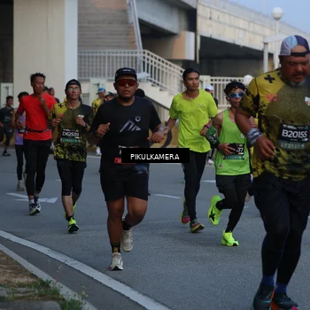 Runner Photo 6258933