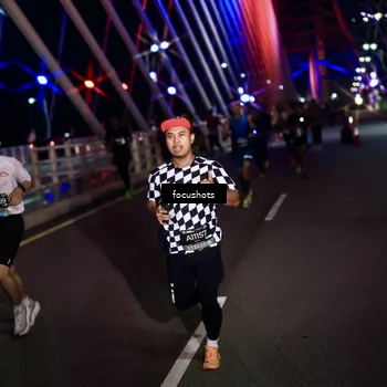 Runner Photo 6258947