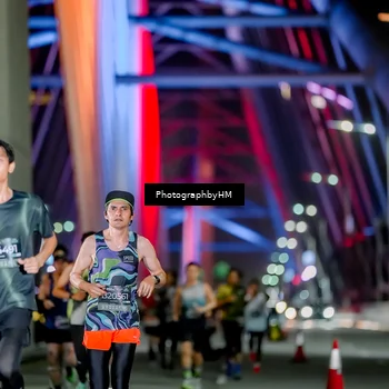 Runner Photo 6258949