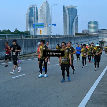 Runner Photo 6258955