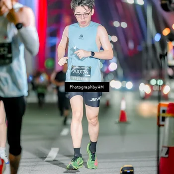 Runner Photo 6258957
