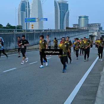 Runner Photo 6258995