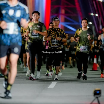 Runner Photo 6259010