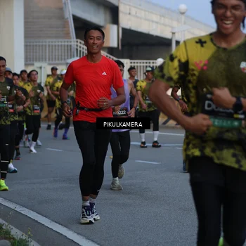 Runner Photo 6259035